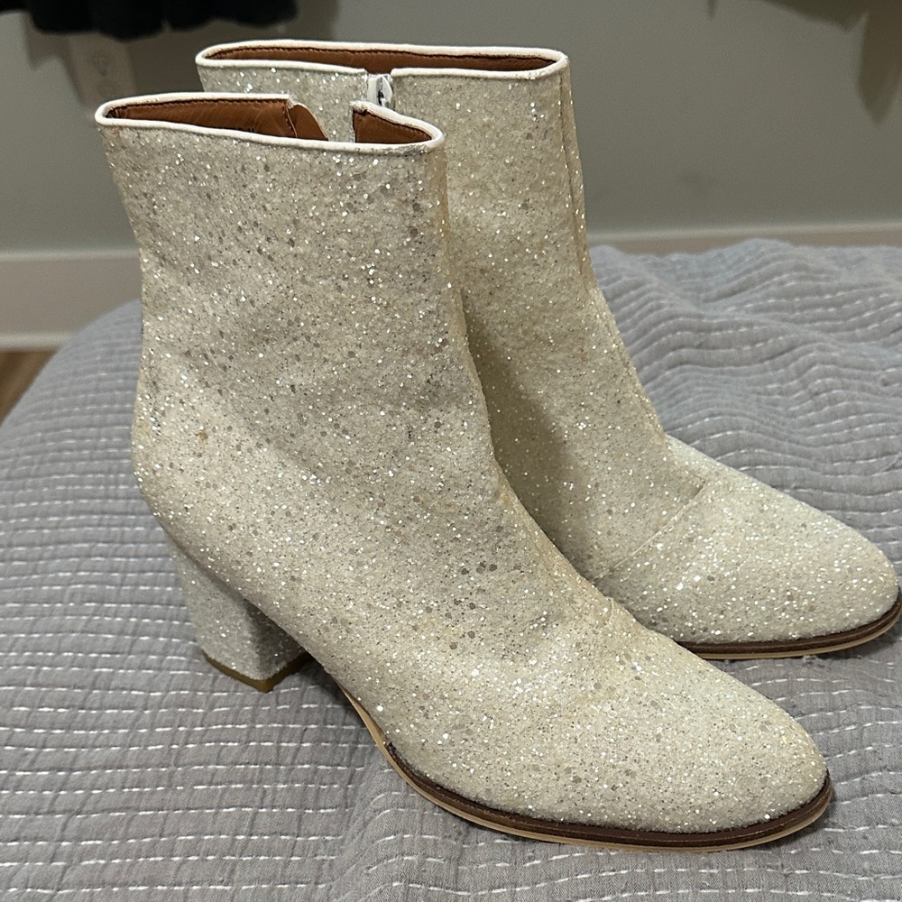 Glitter white Ankle Boots